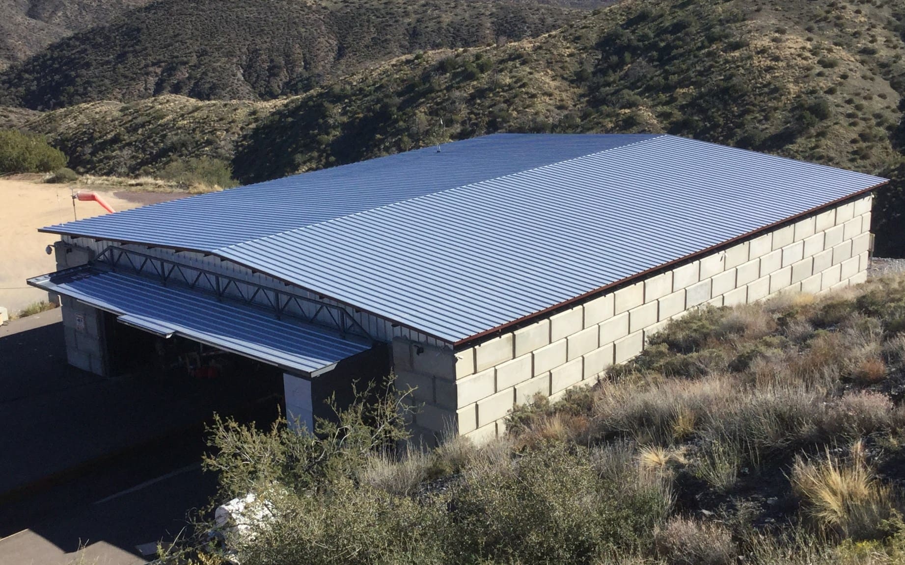 Ангары из блоков